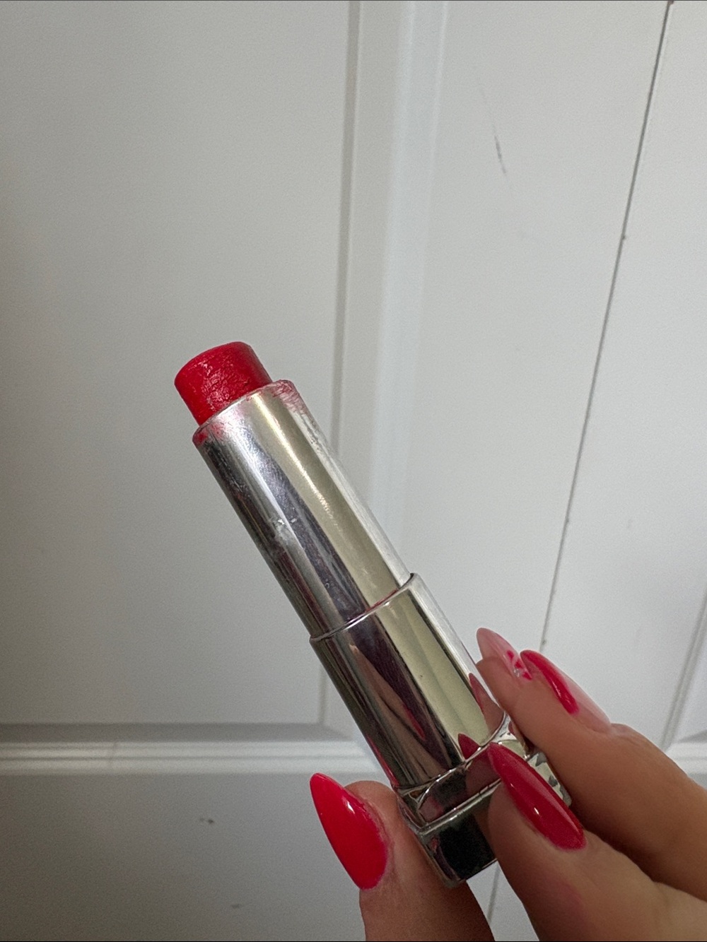 Maybelline - Red Cream Lipstick - “ON FIRE RED” 895